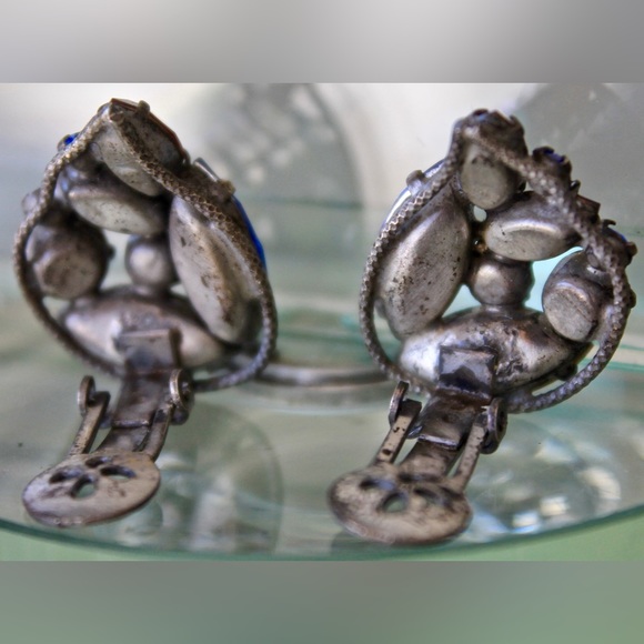 REGENCY EARRINGS CLIP ON VINTAGE PURPLE RED CRYSTALS PEWTER 1950’s - Picture 7 of 8